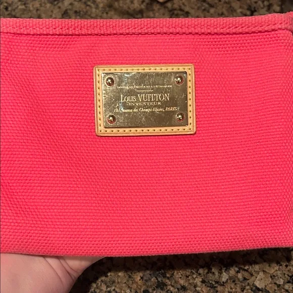 Louis Vuitton Antigua Pochette Plat PM Pouch - Picture 11 of 14